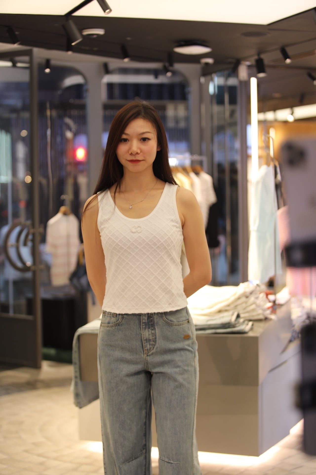  Áo tanktop trám trắng logo xequin 