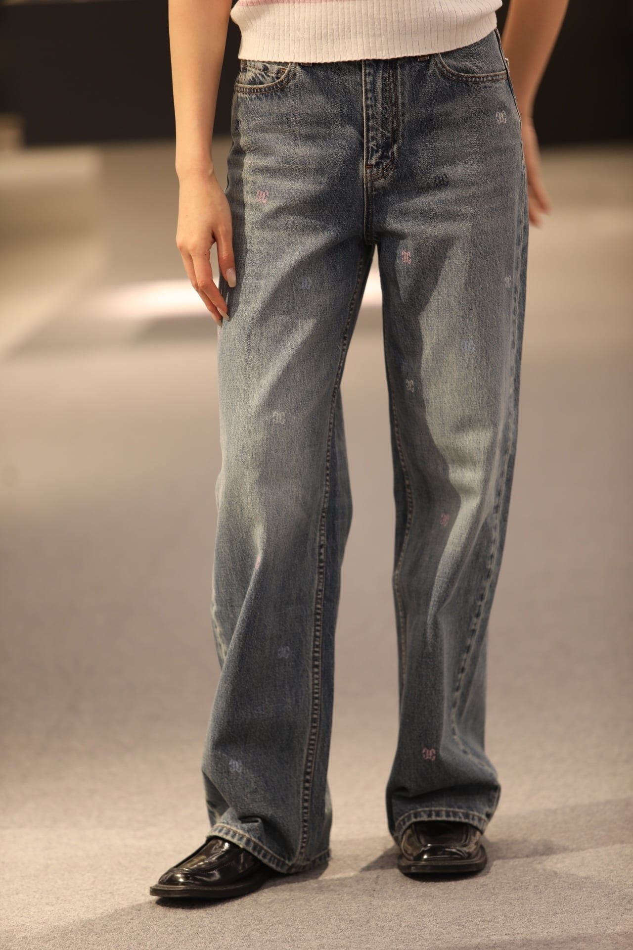  2.Quần jean - logo New ss 