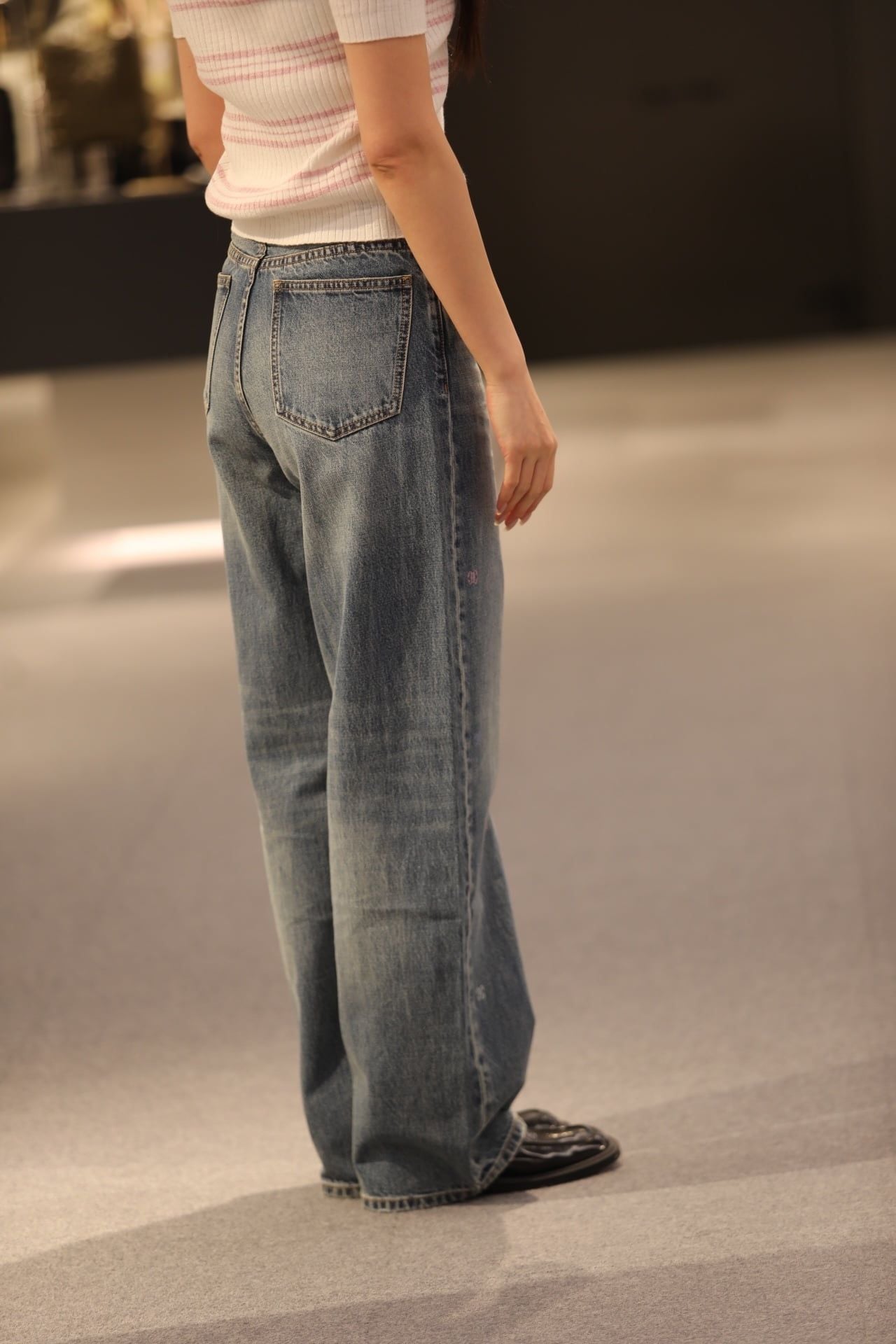  2.Quần jean - logo New ss 