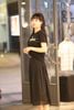  1.Chân váy dài đen voan lụạ, eo đính logo CC 