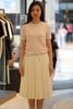  Áo ngắn tay Monogram, cổ tròn hồng pastel 
