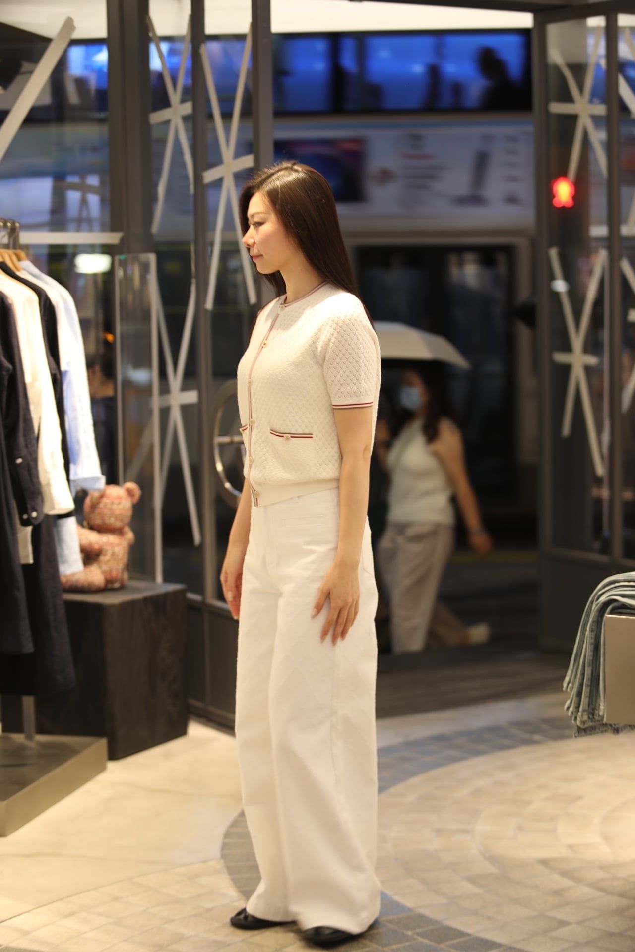  Áo CDG ngắn tay kem viền đỏ Burgundy 