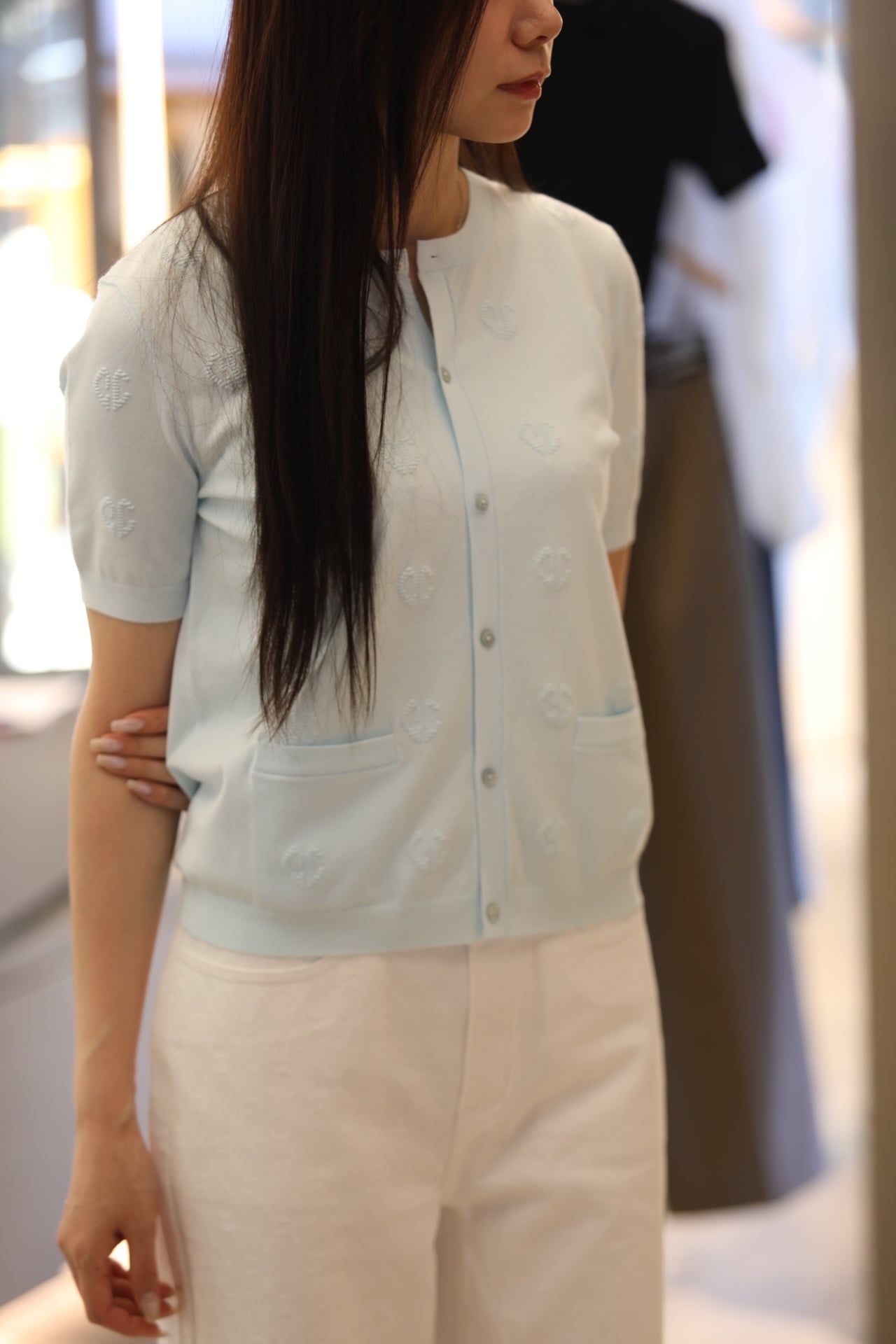  Áo CDG ngắn tay xanh pastel họa tiết chìm 