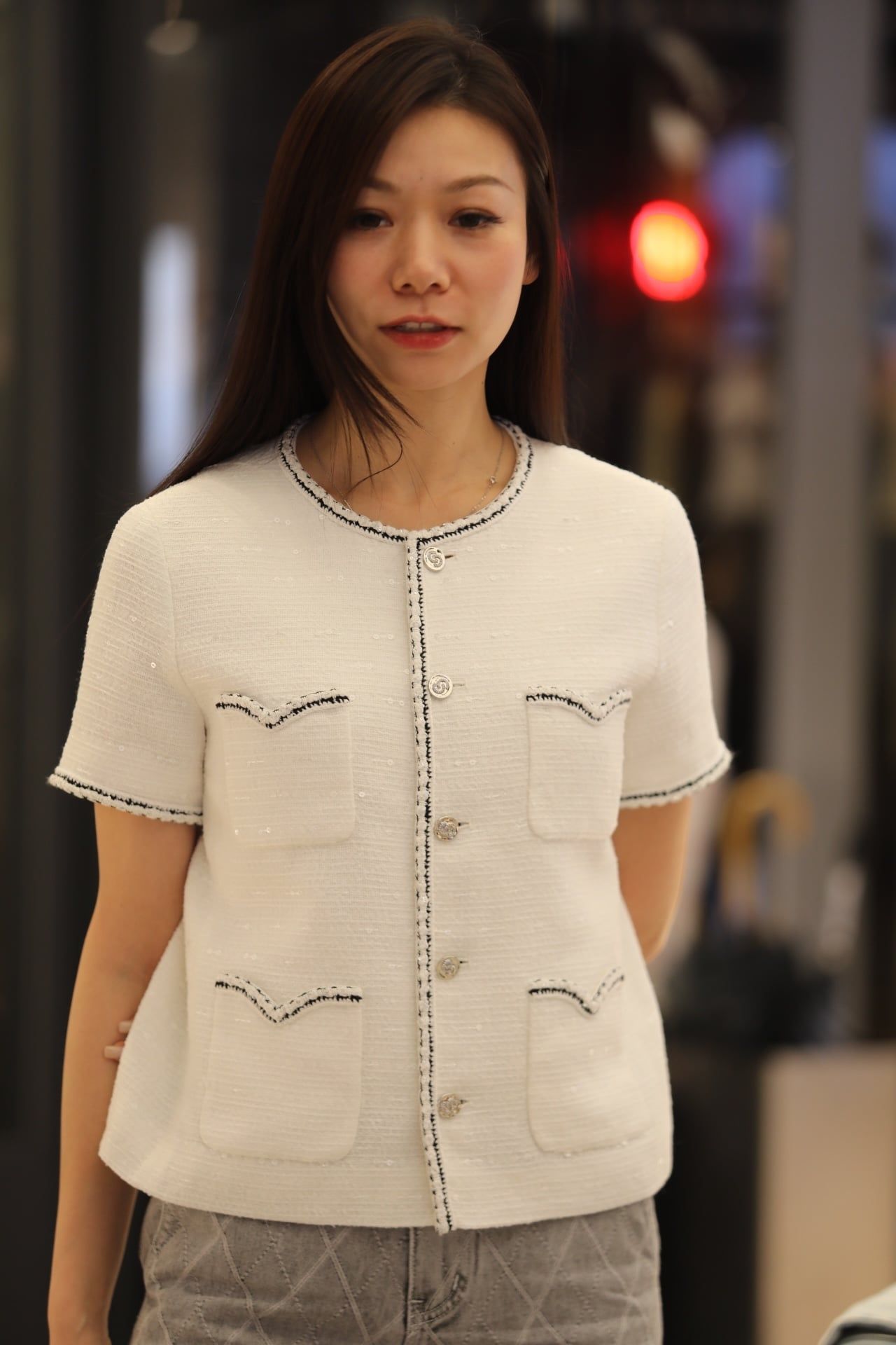  Áo CDG trắng ngắn tay 4 túi V 