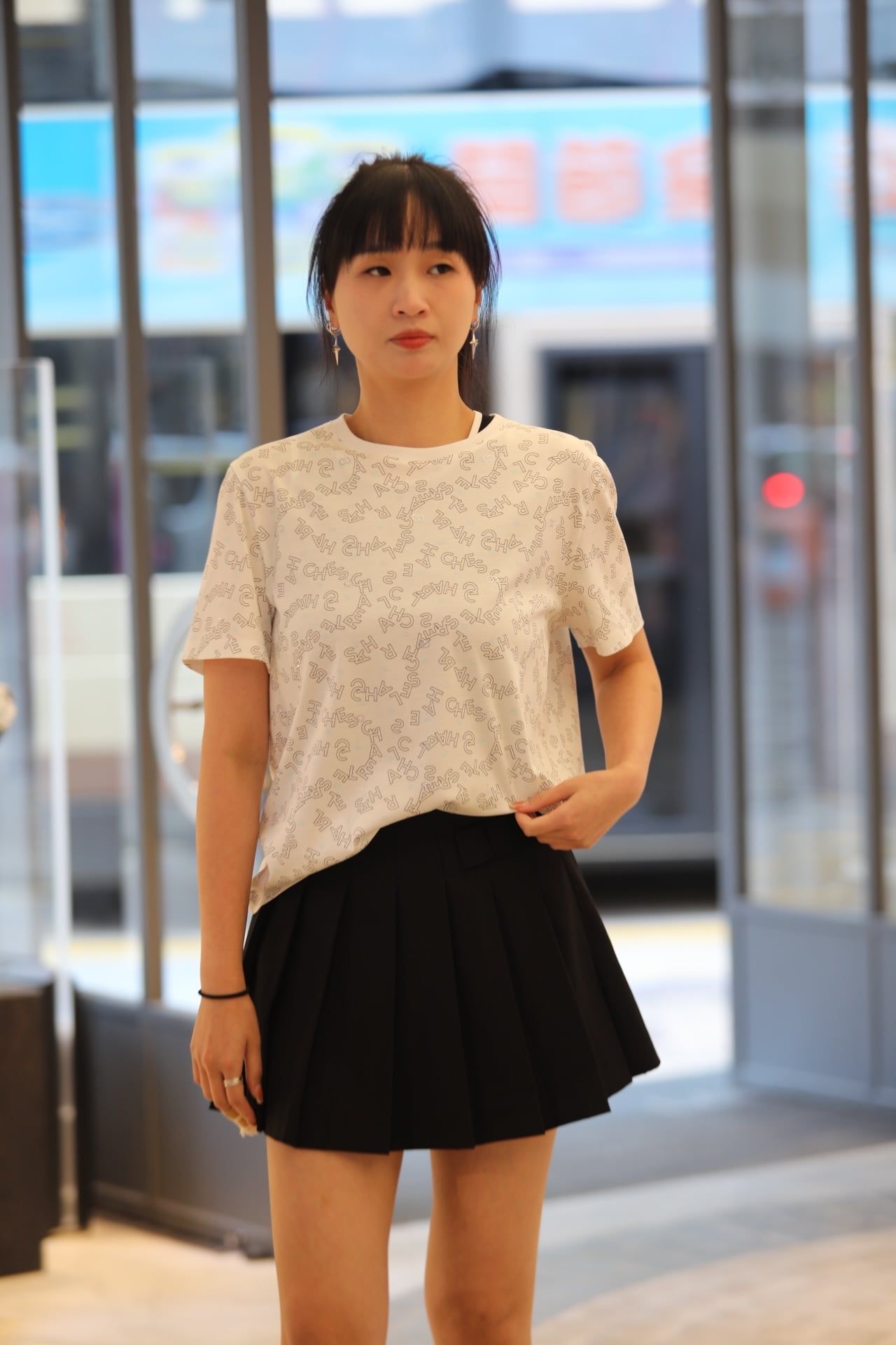  Áo thun trắng cotton Chữ in chìm 