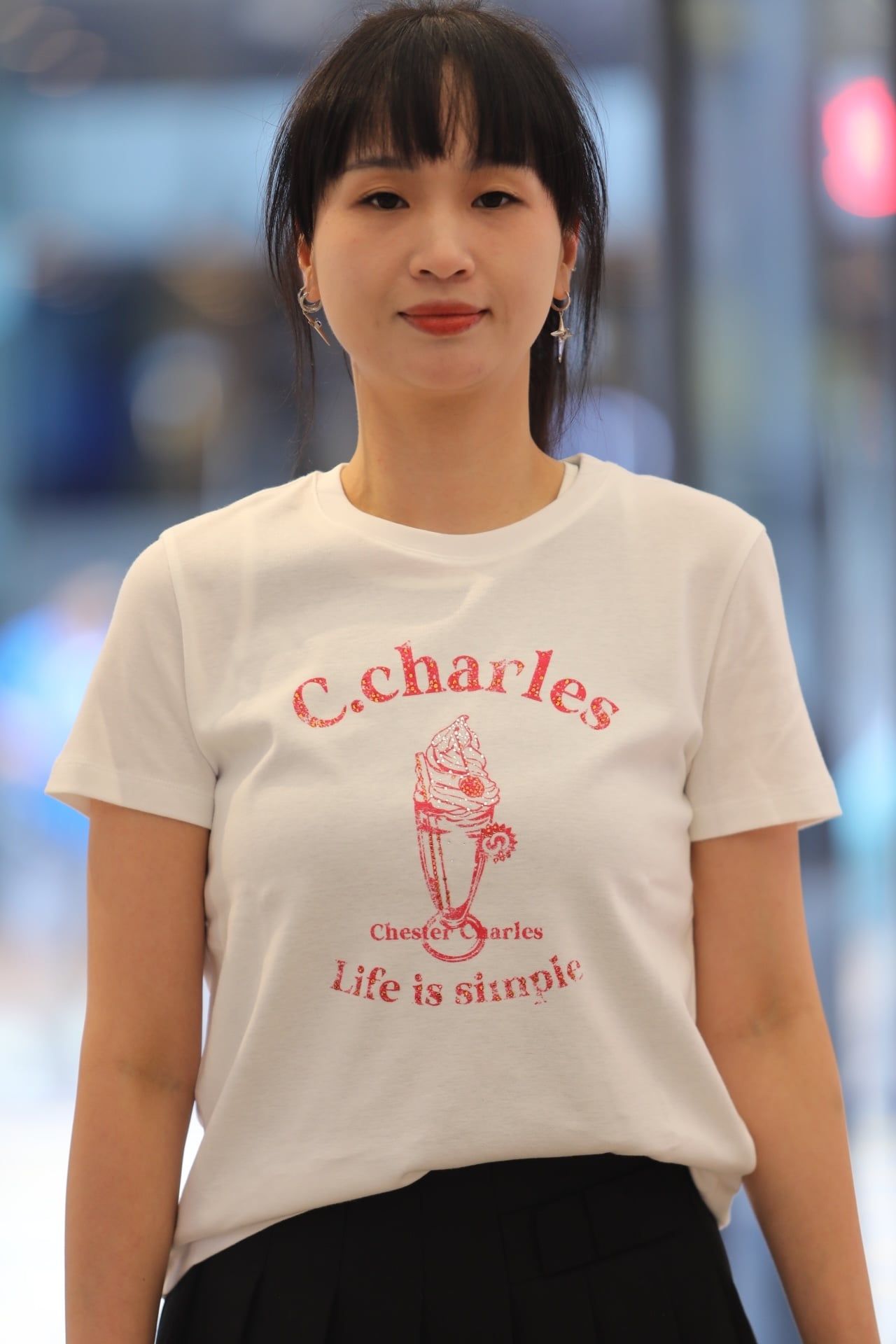 Áo T-shirt Trắng in hình ly kem chữ đỏ 