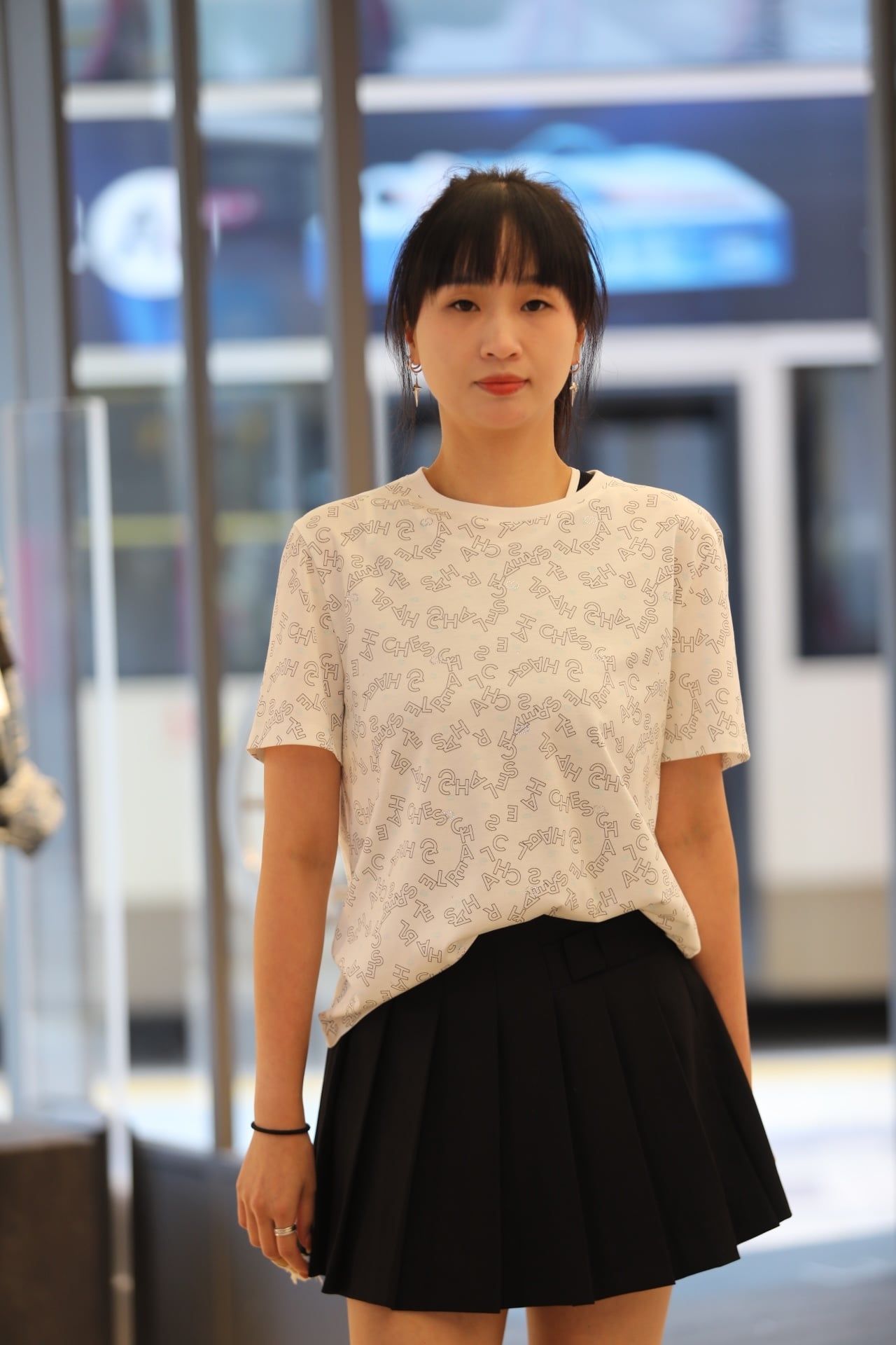  Áo thun trắng cotton Chữ in chìm 