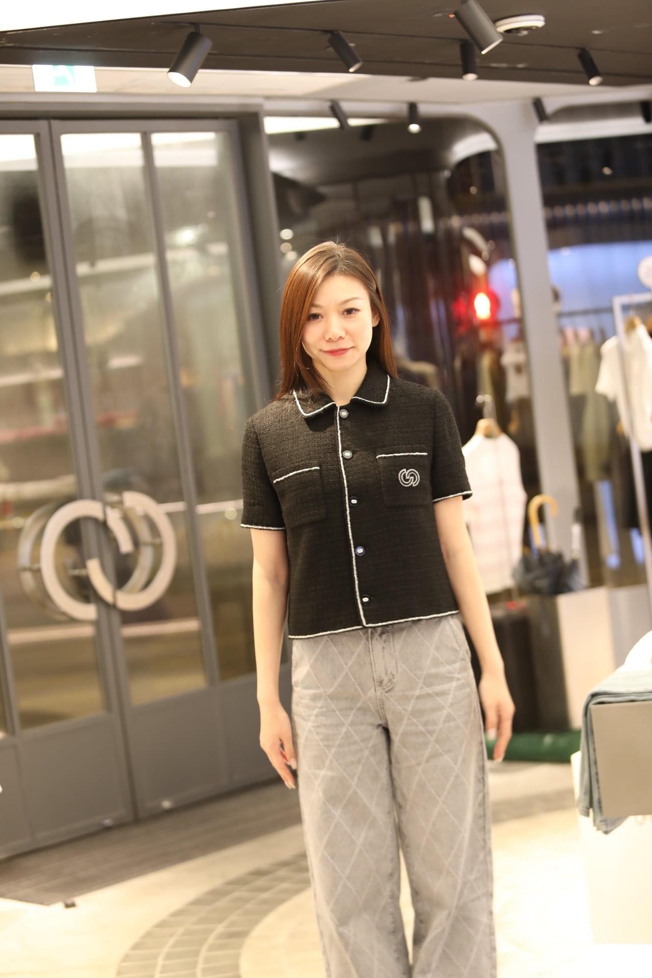  1.Áo tweed đen CDG viền trắng ngắn tay-logo túi ngực 