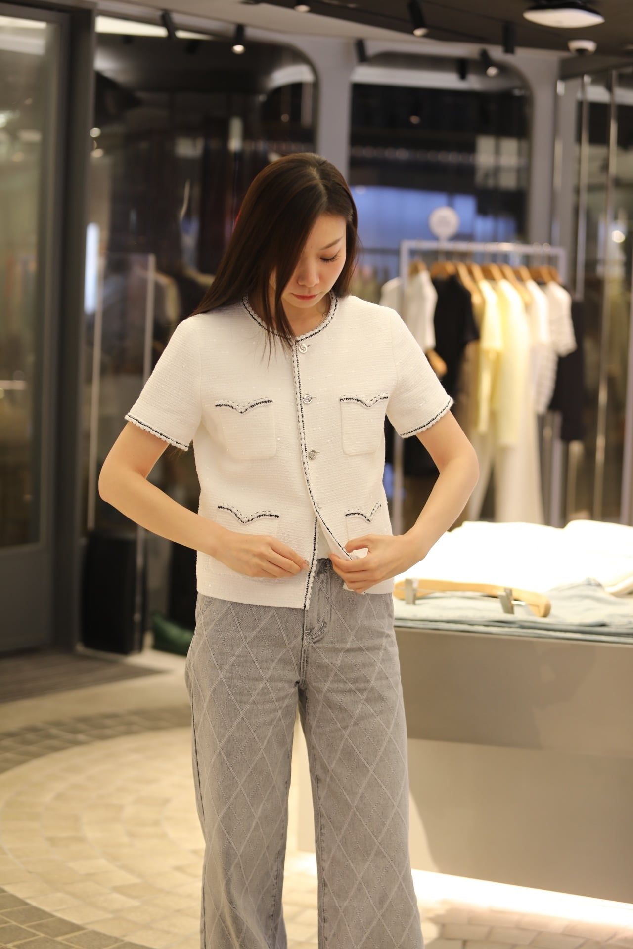  Áo CDG trắng ngắn tay 4 túi V 