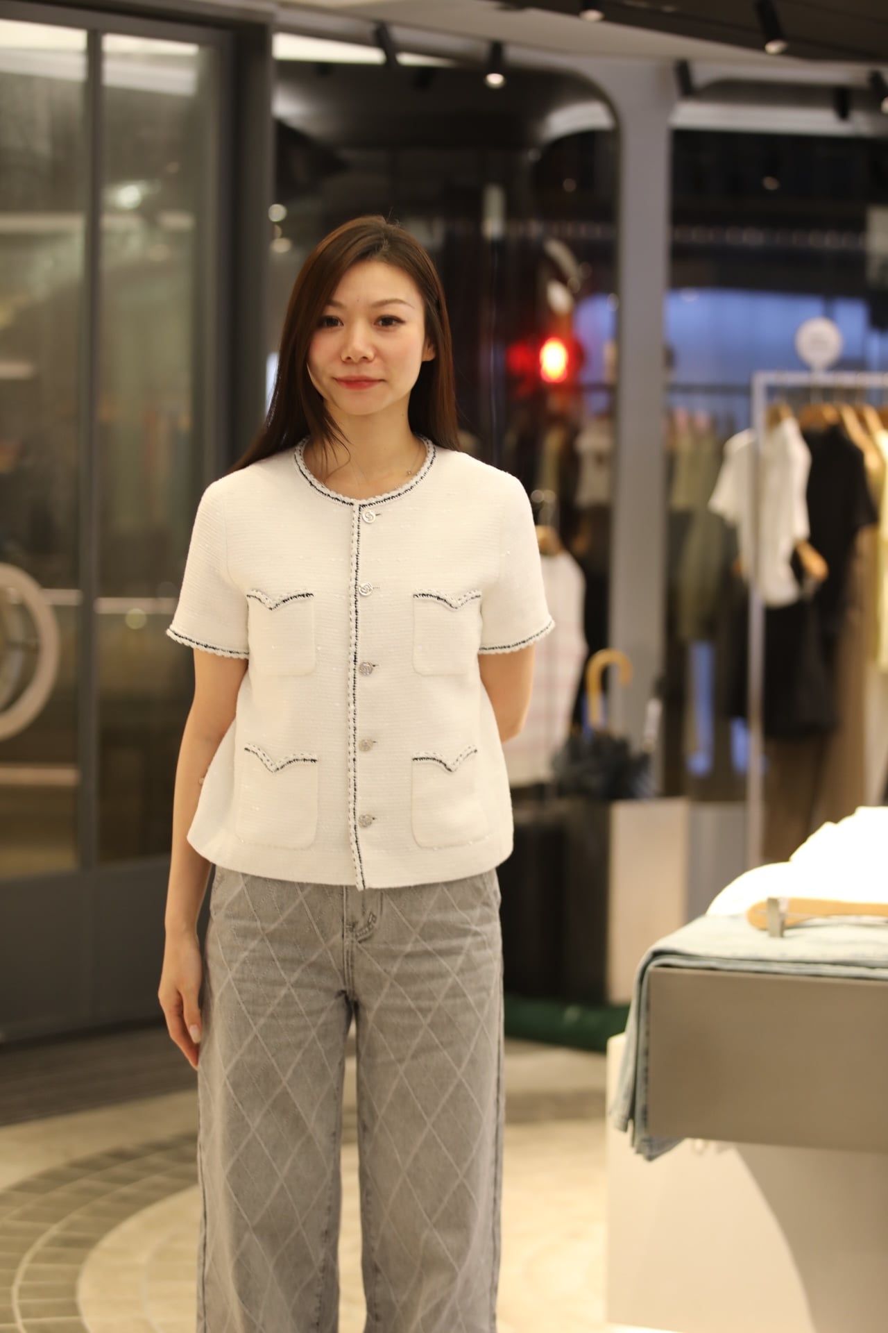  Áo CDG trắng ngắn tay 4 túi V 
