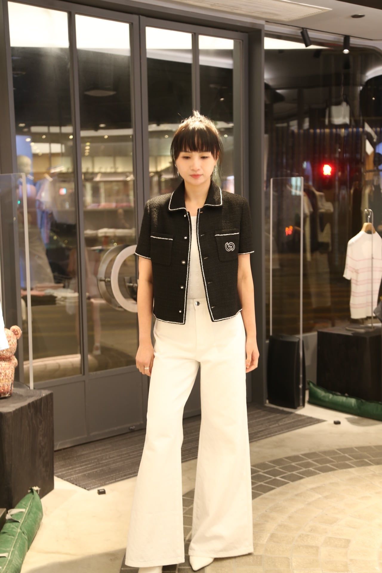  1.Áo tweed đen CDG viền trắng ngắn tay-logo túi ngực 