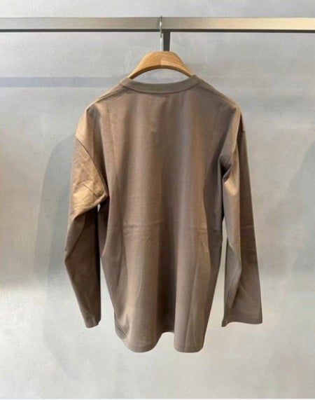  1.Áo thun dài tay nâu Nam CC, chữ ngực nổi 
