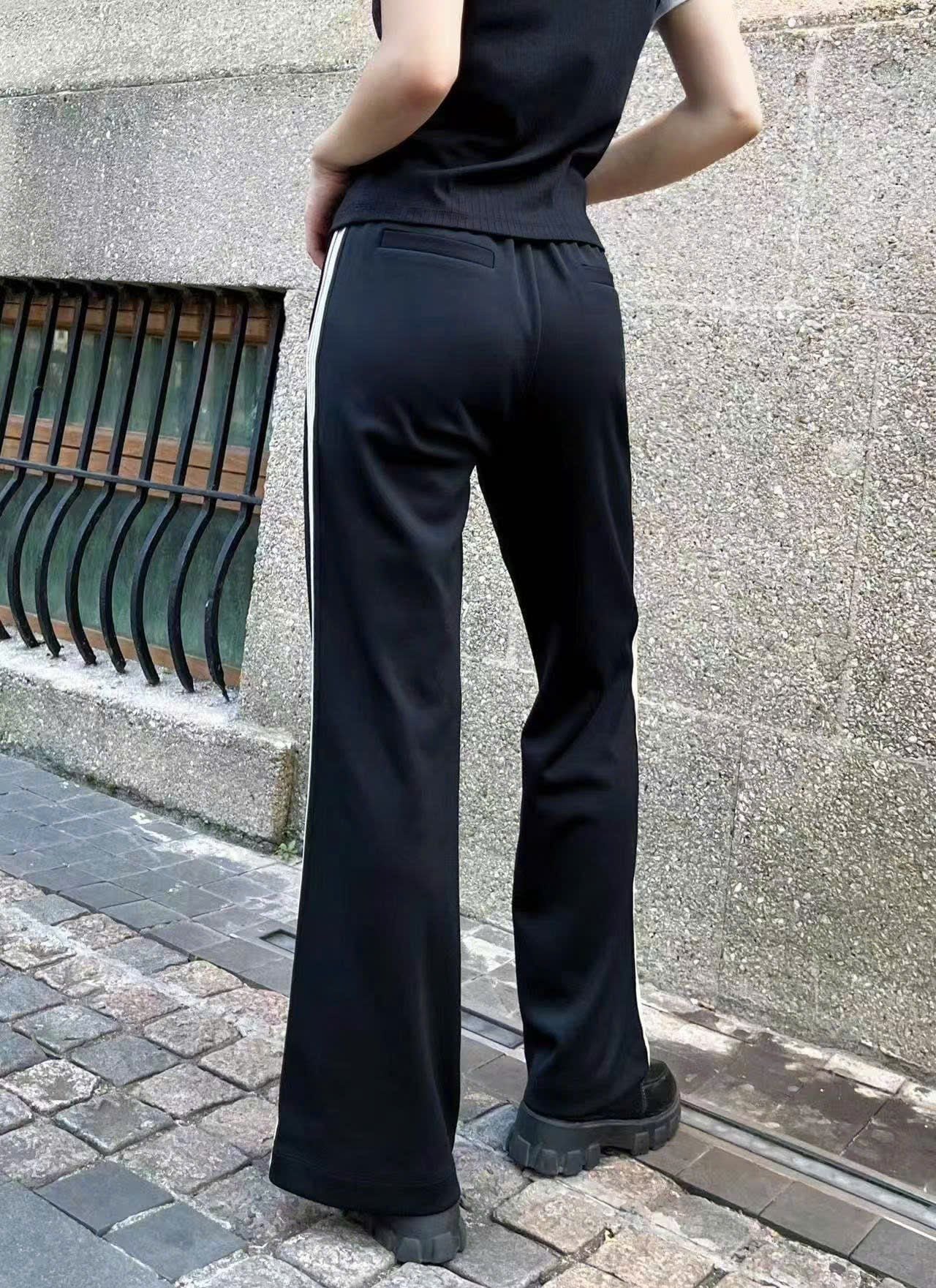  Bộ Áo khoác nỉ - 3 sọc và quần nỉ đen sọc trắng set 