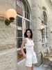  Áo tank top trắng tim ngực 