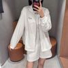  Áo khoác gió trắng Logo xám set 