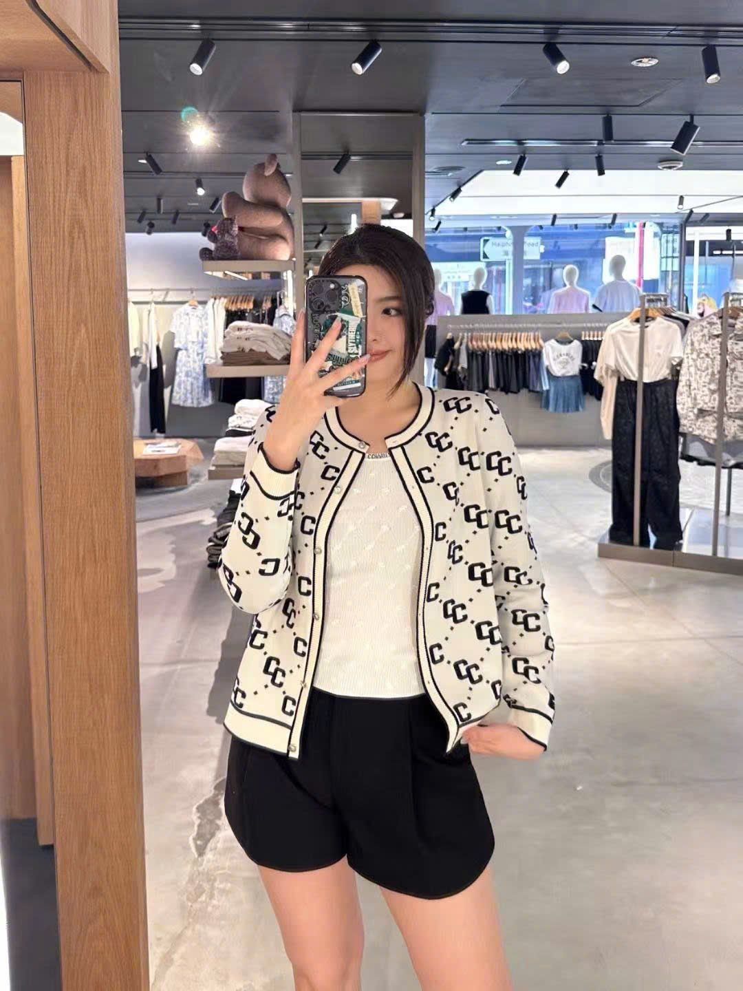  Áo CDG trắng full logo 