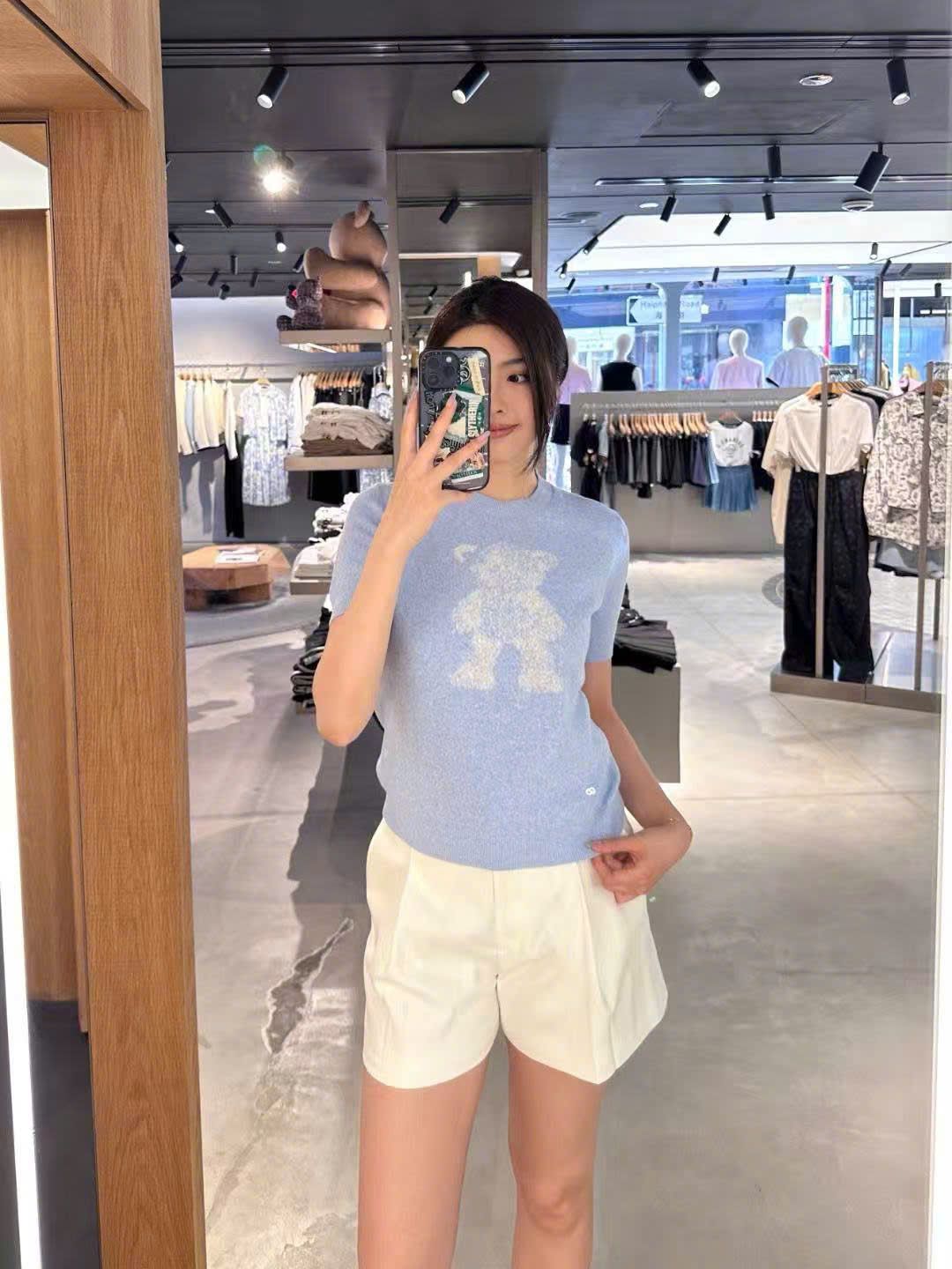  Áo xanh nhạt pastel ngắn tay logo nhỏ - gấu trắng 