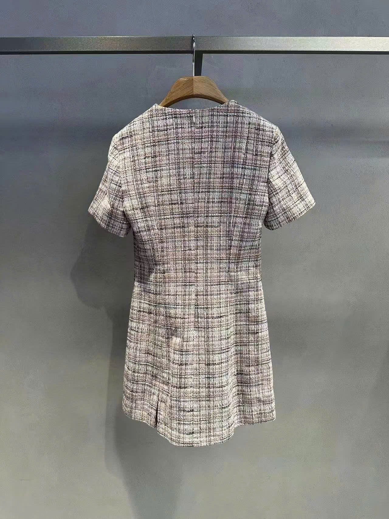  Váy tweed caro hồng - đính đá 