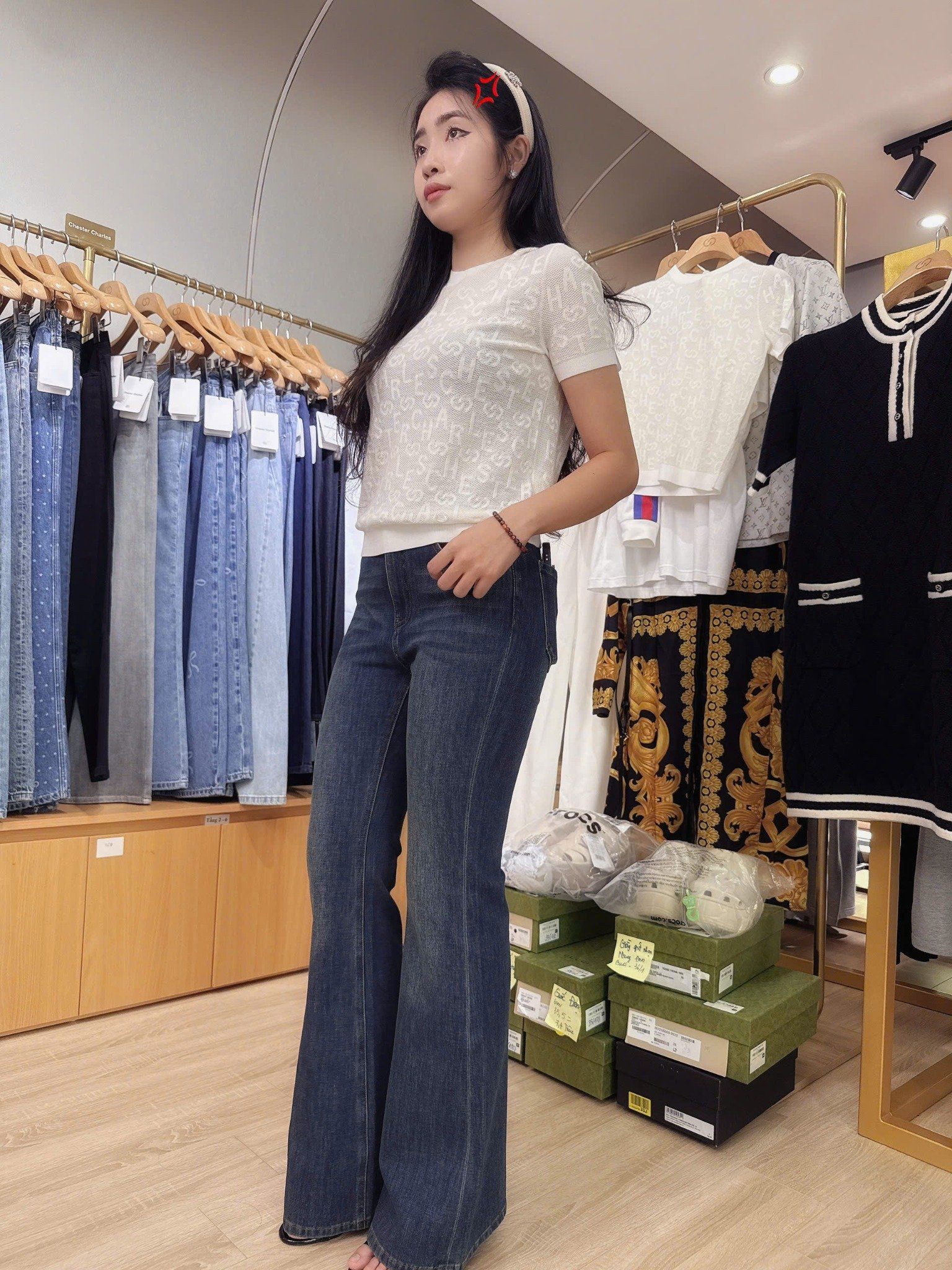  Quần jean loe mài xanh new SS25 