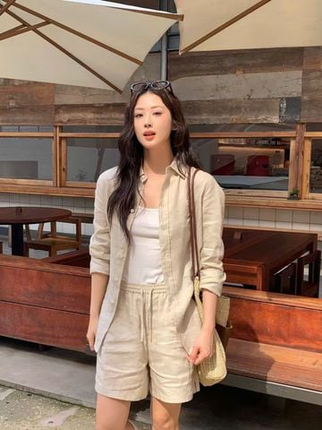  3. Quần sooc vải nâu tây - Logo nhỏ 