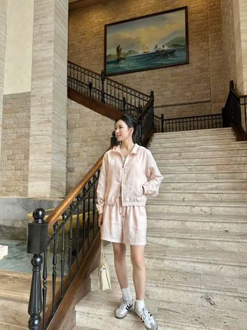  6.Quần sooc vải be hồng nhạt - Logo nhỏ 