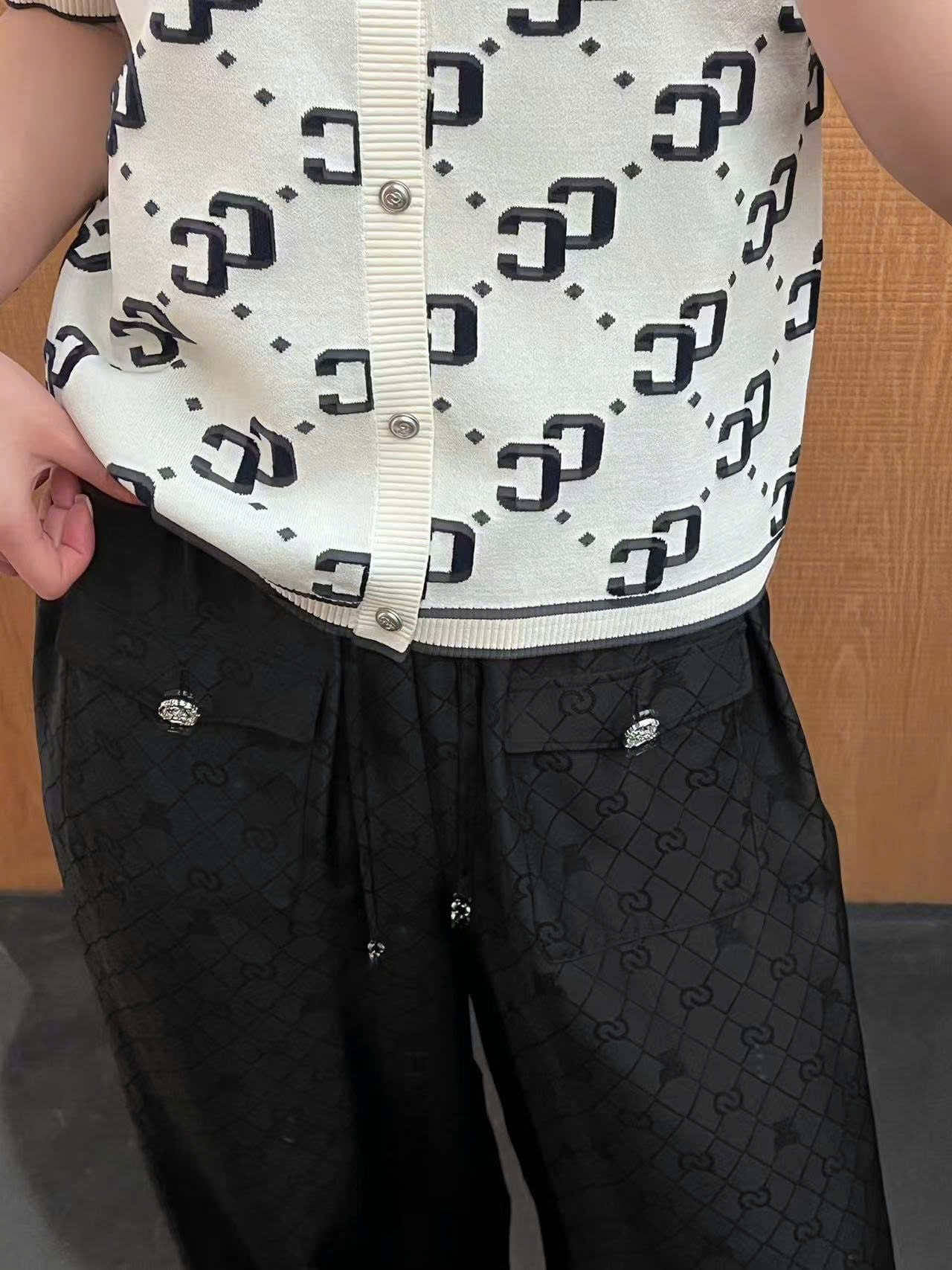  Quần lụa dài Logo lì 2 túi trước 