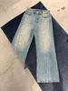  8.Quần Jean ly chéo , vẩy sơn 