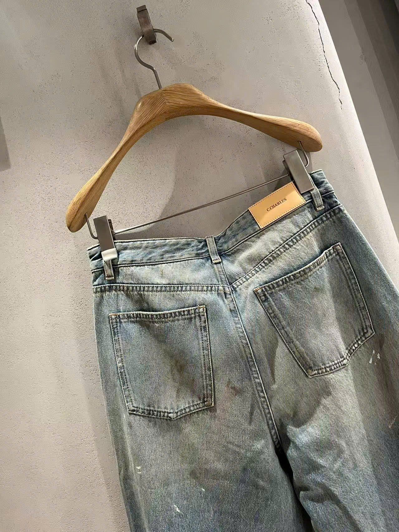  8.Quần Jean ly chéo , vẩy sơn 