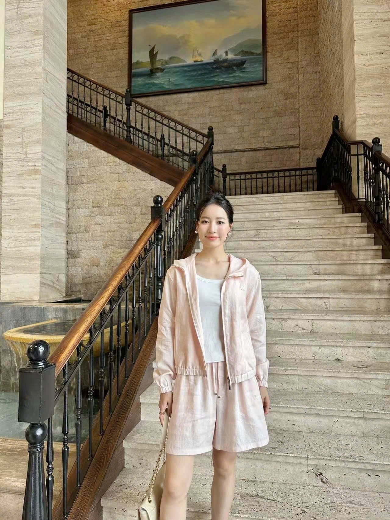  Áo khoác hồng Lank ( set) 