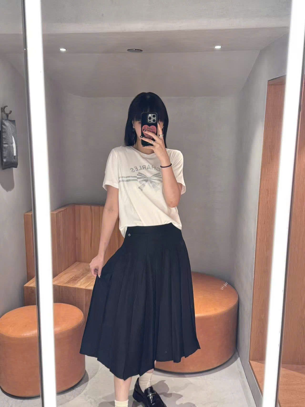  Chân váy dài Lụa full logo lì 