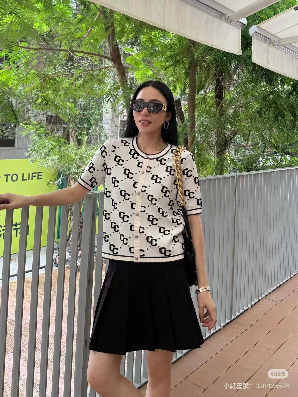  Áo CDG trắng ngắn tay full logo CC 