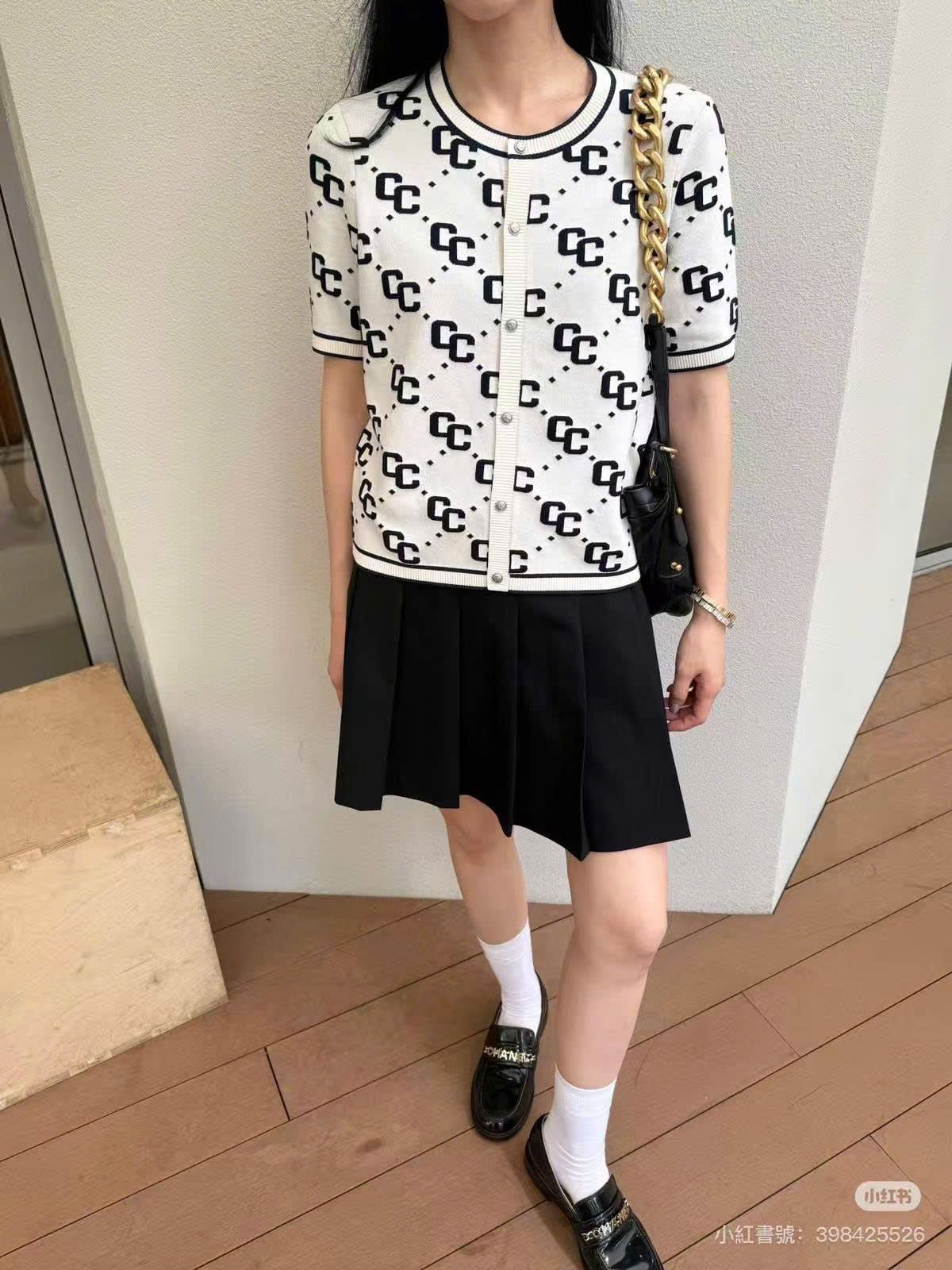  Áo CDG trắng ngắn tay full logo CC 