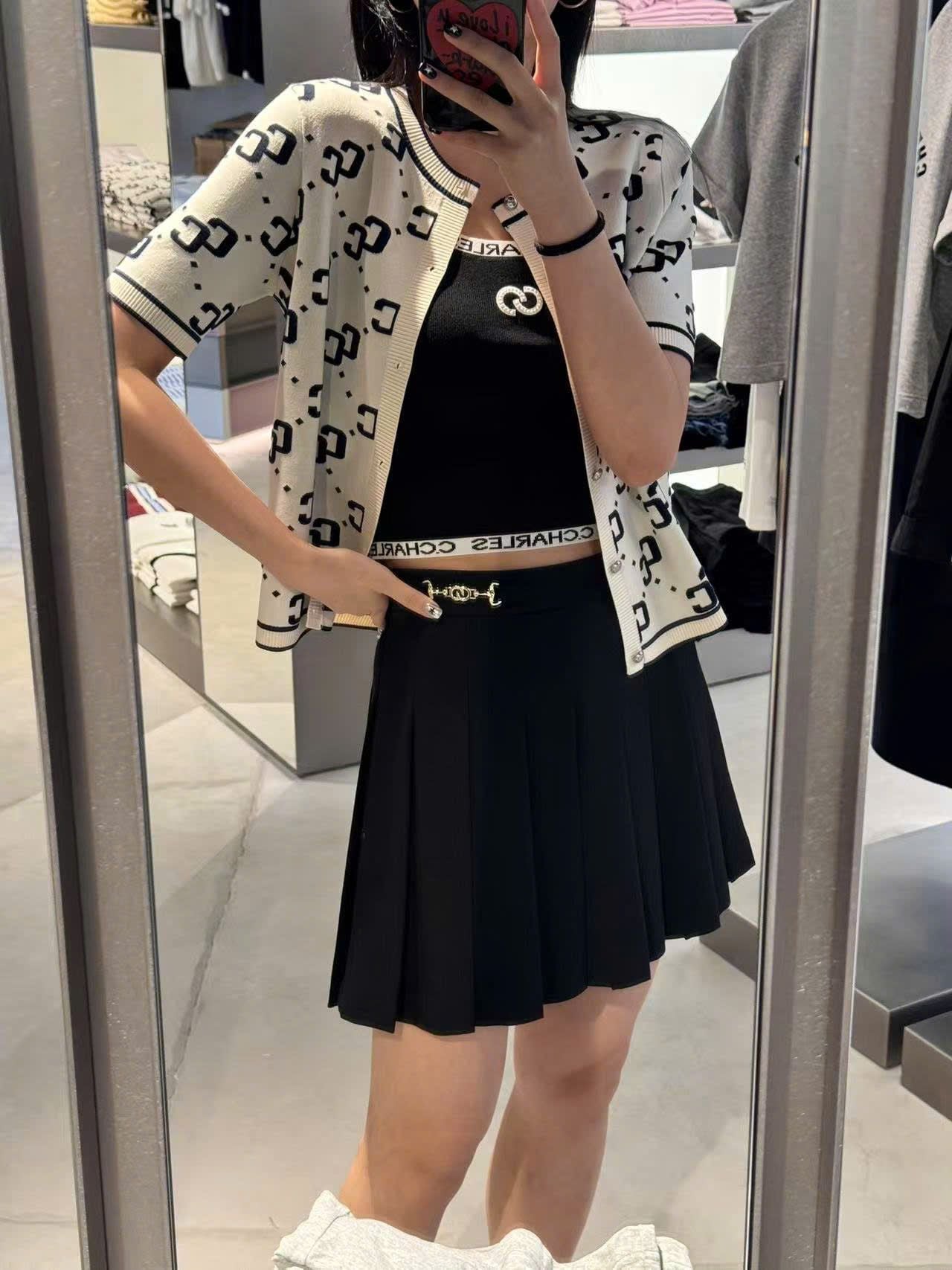  Áo CDG trắng ngắn tay full logo CC 