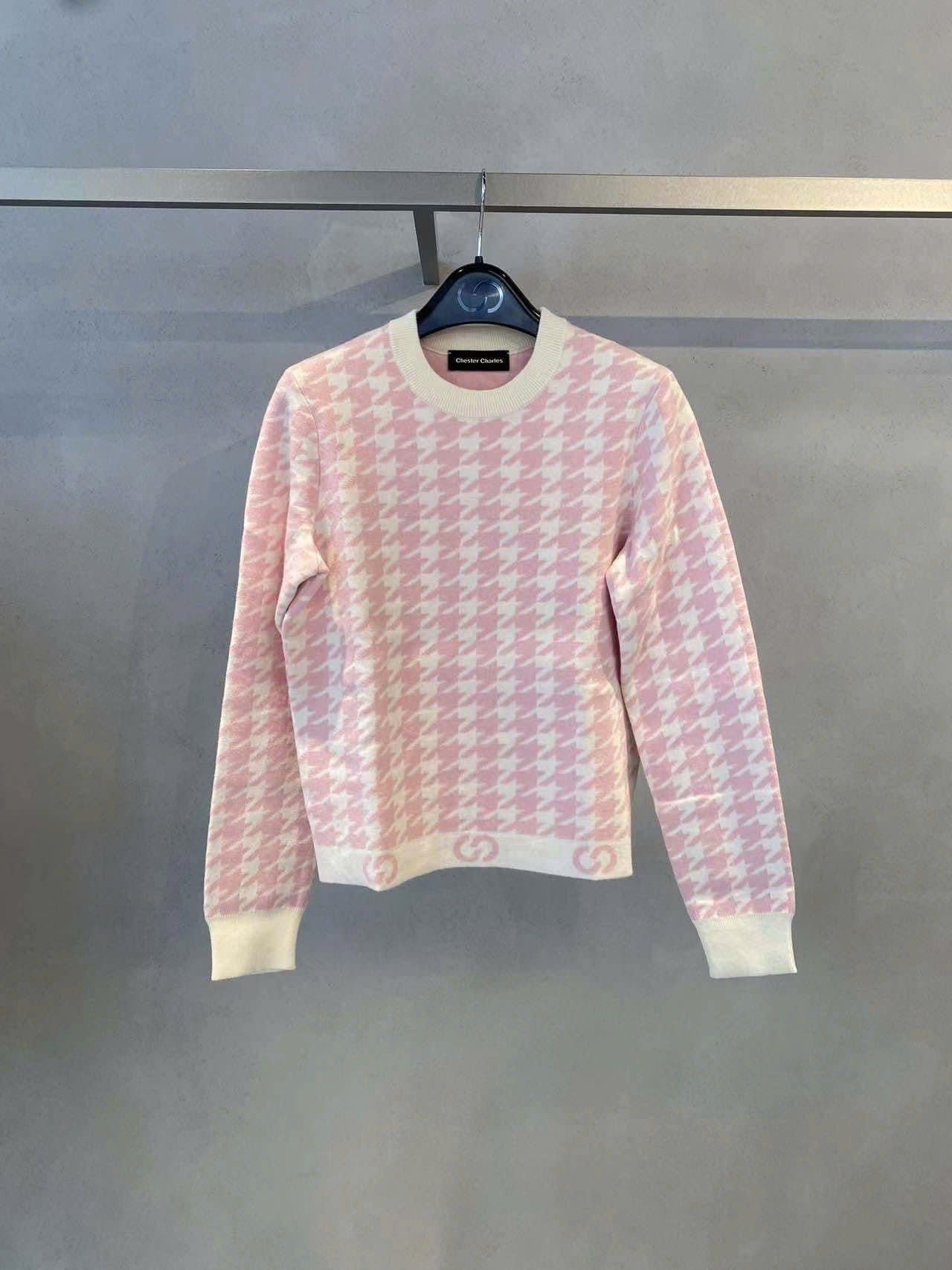  Áo len hồng trắng 