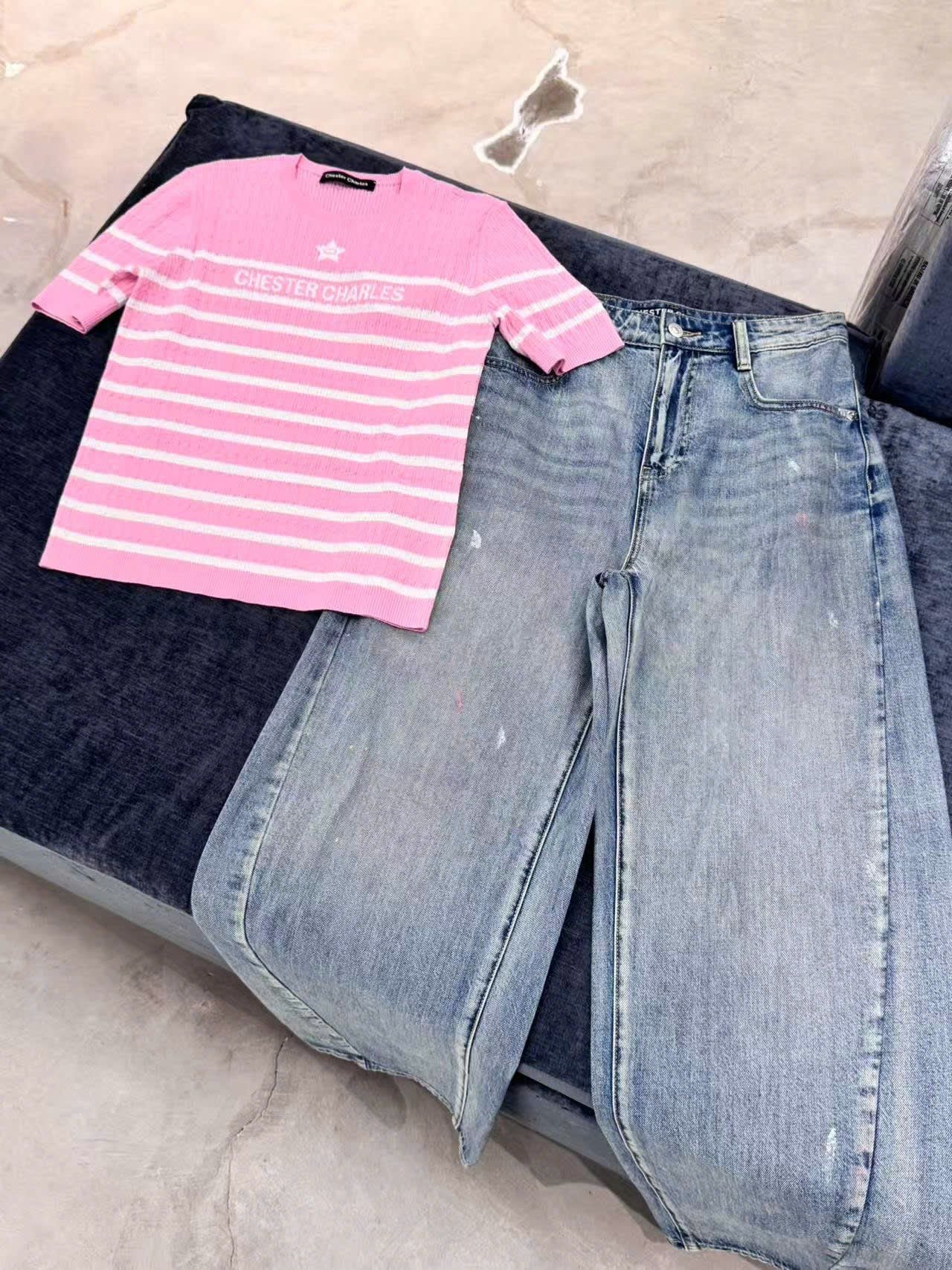  Áo hồng kẻ ngang trắng - ngôi sao giữa 