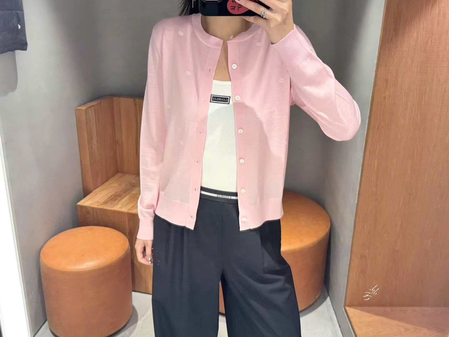  Áo CDG hồng dài tay, logo trắng nhỏ 