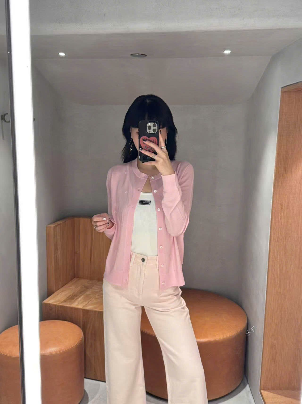  Áo CDG hồng dài tay, logo trắng nhỏ 