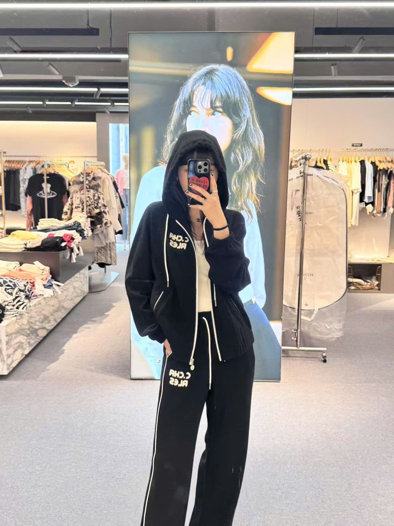  Quần nỉ đen dây rút - Chữ C.Charles trắng set 