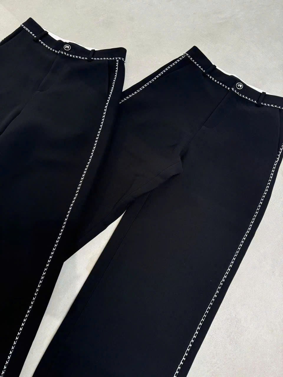  Quần vải đen - viền xích CC 