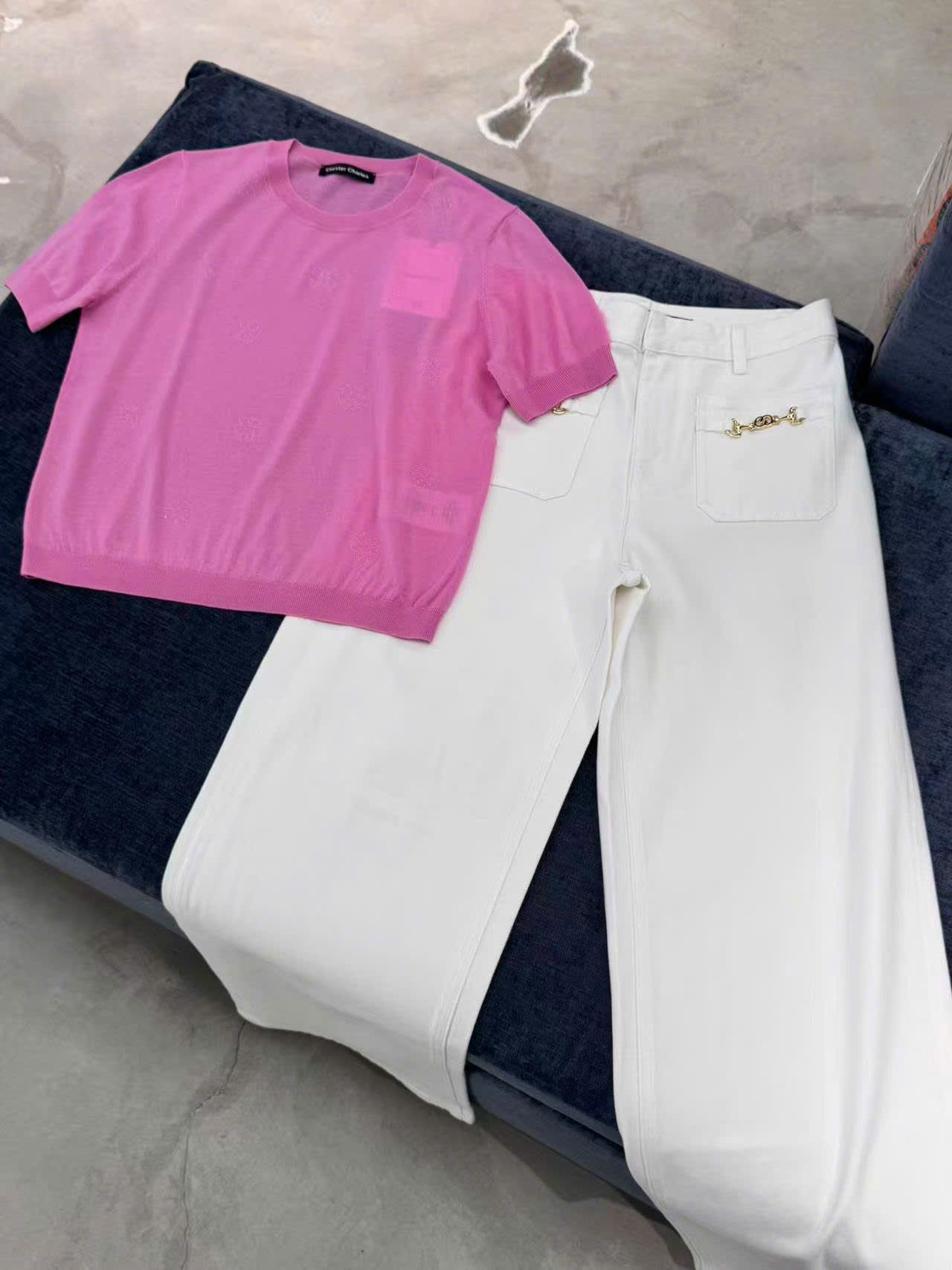  Áo hồng sen ngắn tay, bo gấu 