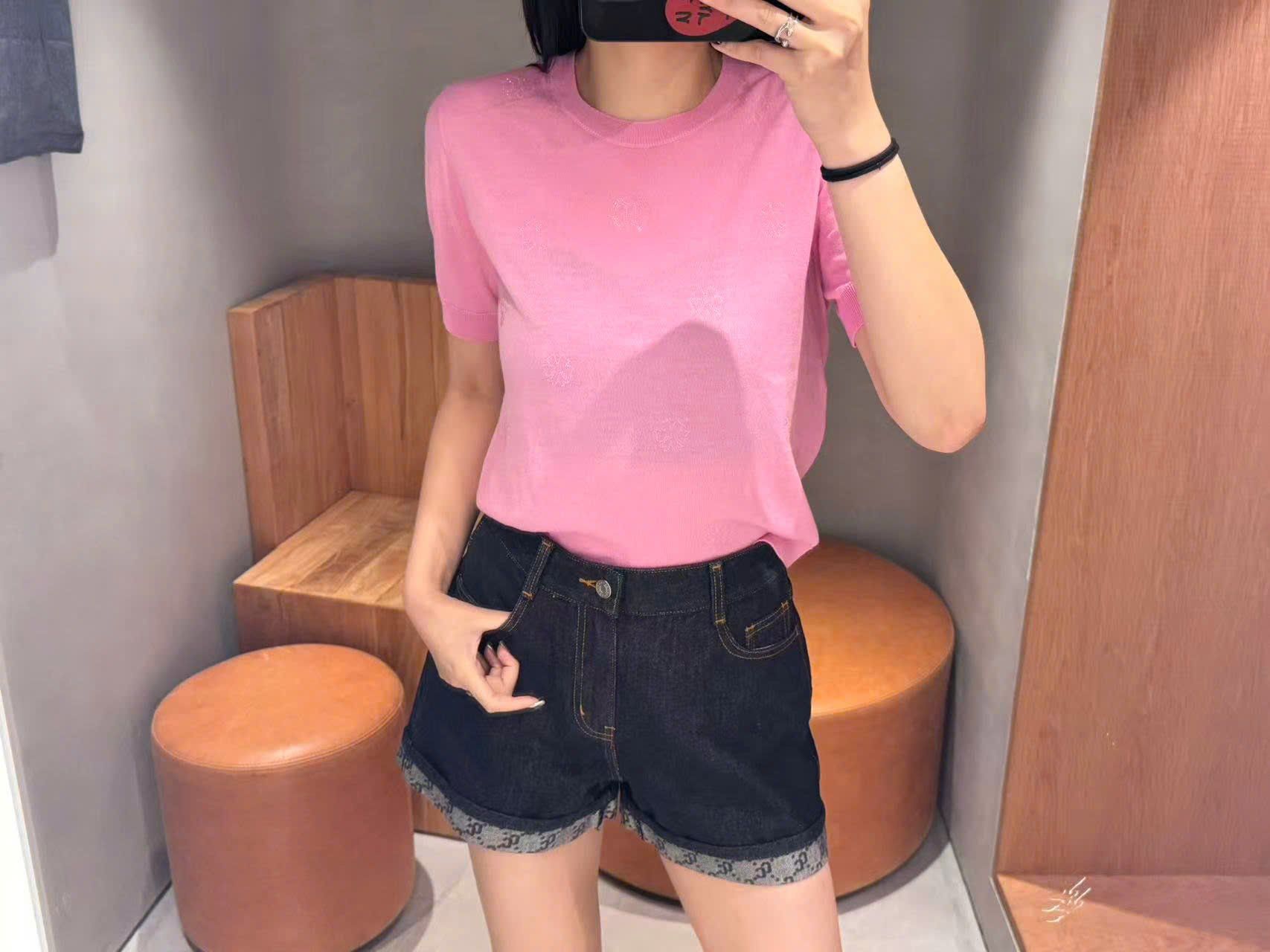  Áo hồng sen ngắn tay, bo gấu 