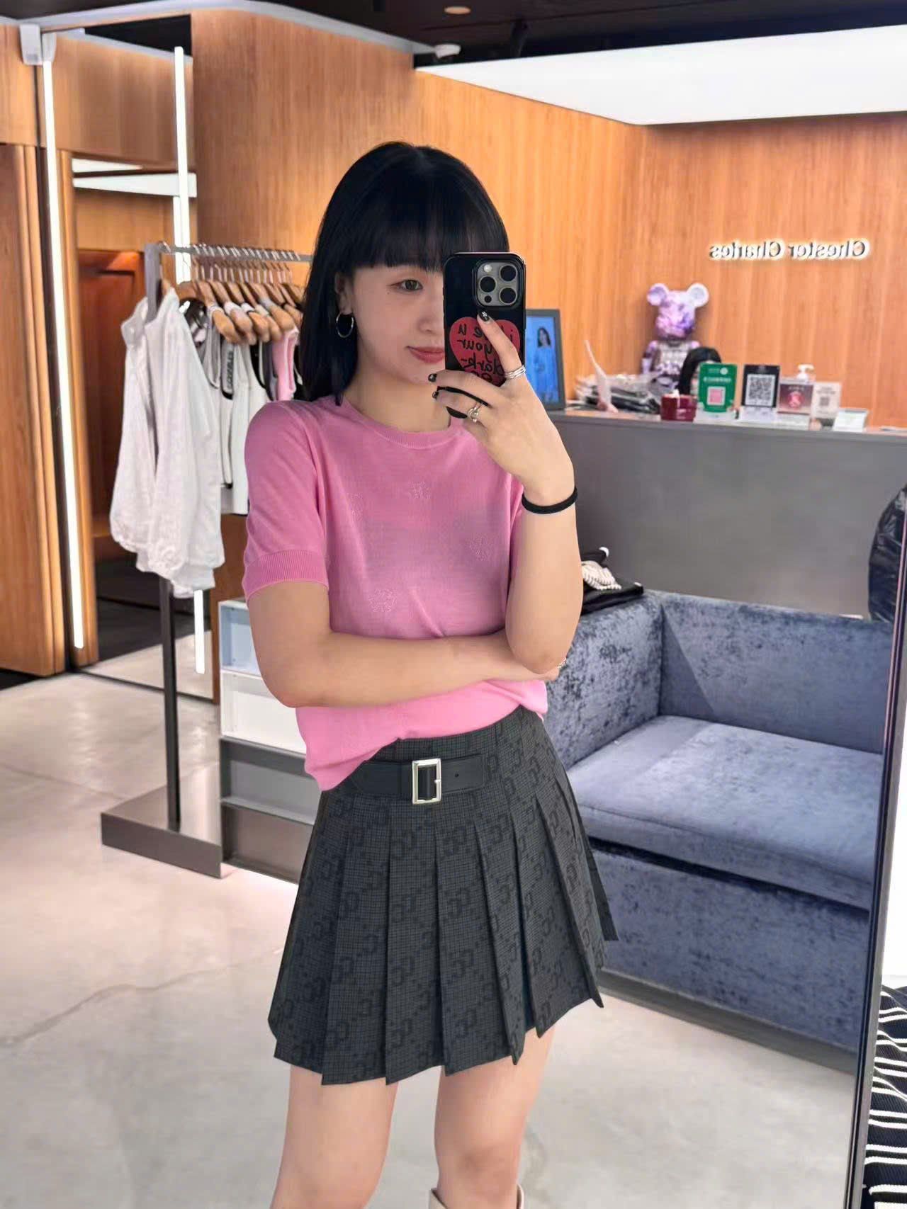  Áo hồng sen ngắn tay, bo gấu 