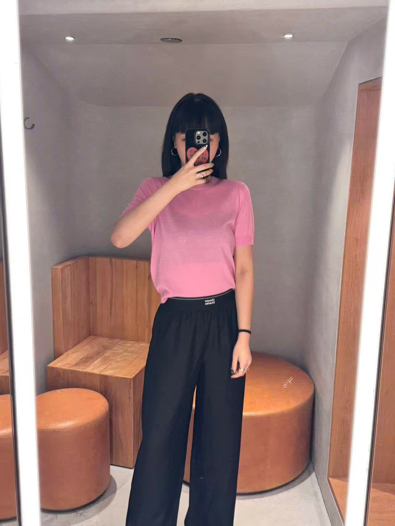  Áo hồng sen ngắn tay, bo gấu 