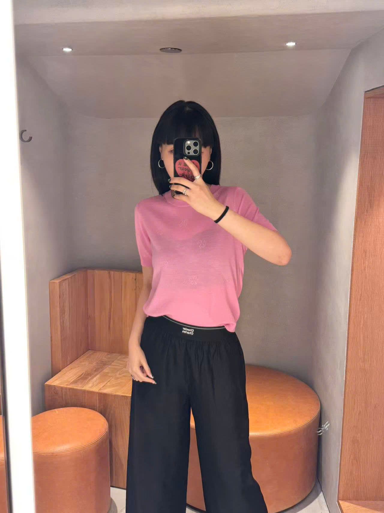  Áo hồng sen ngắn tay, bo gấu 