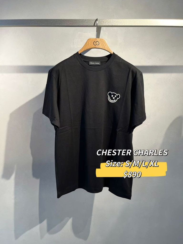  Áo phông đen - gấu trắng nhỏ 