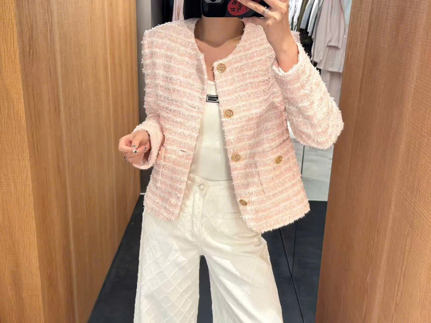  Áo Twed Hồng - Nút đồng 