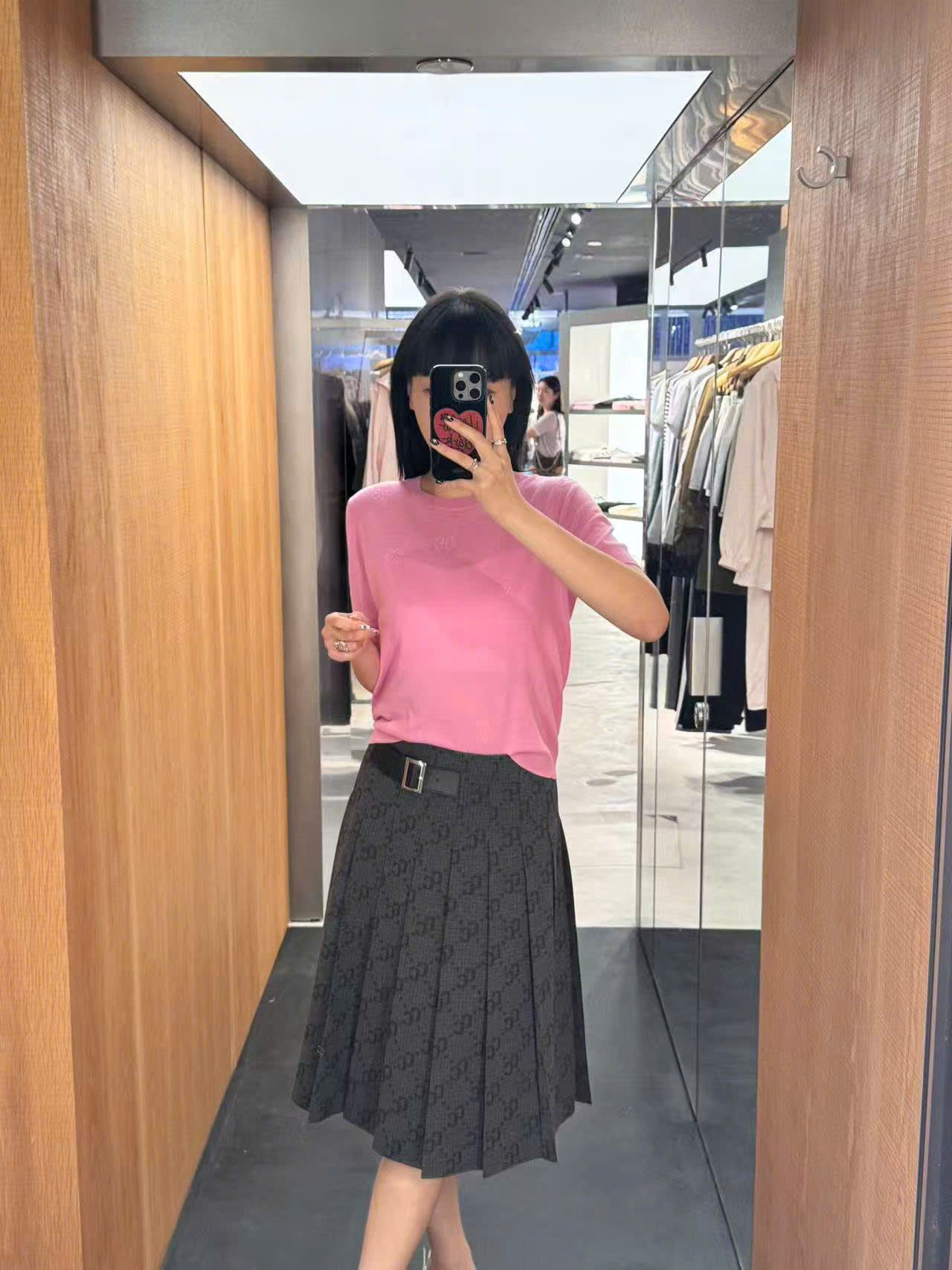  Chân váy dài kèm belt kẻ thoi CC 