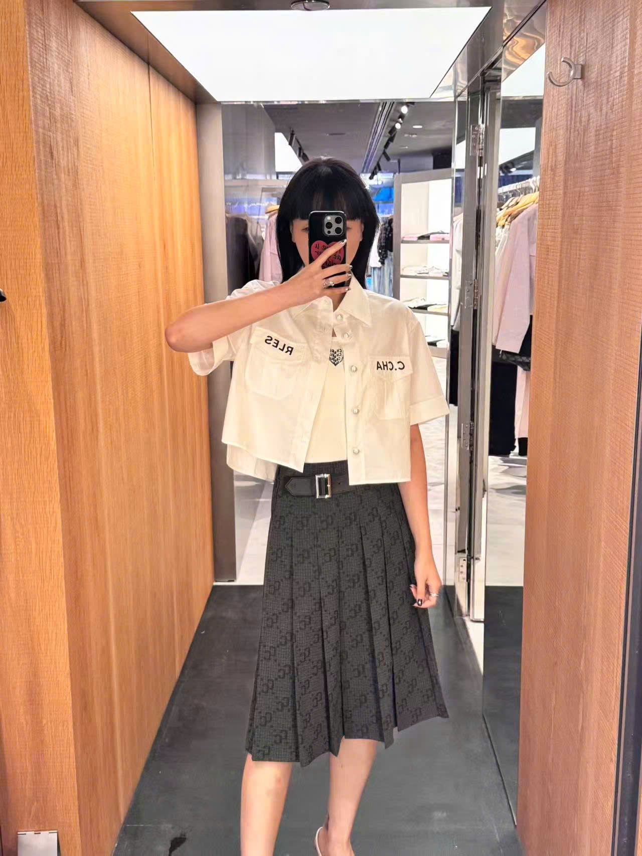  Chân váy dài kèm belt kẻ thoi CC 