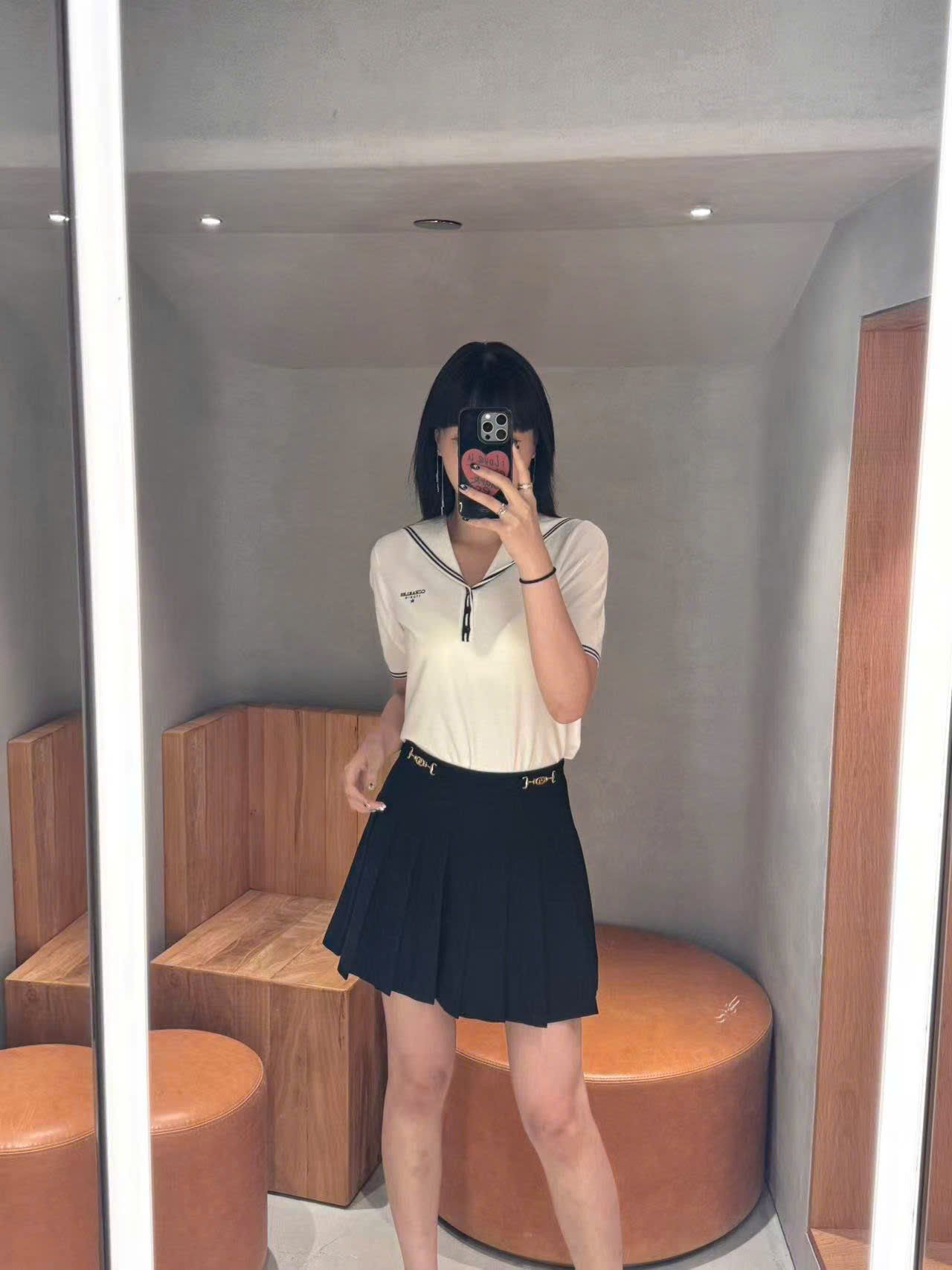  1.Áo trắng thủy thủ kẻ Navy 