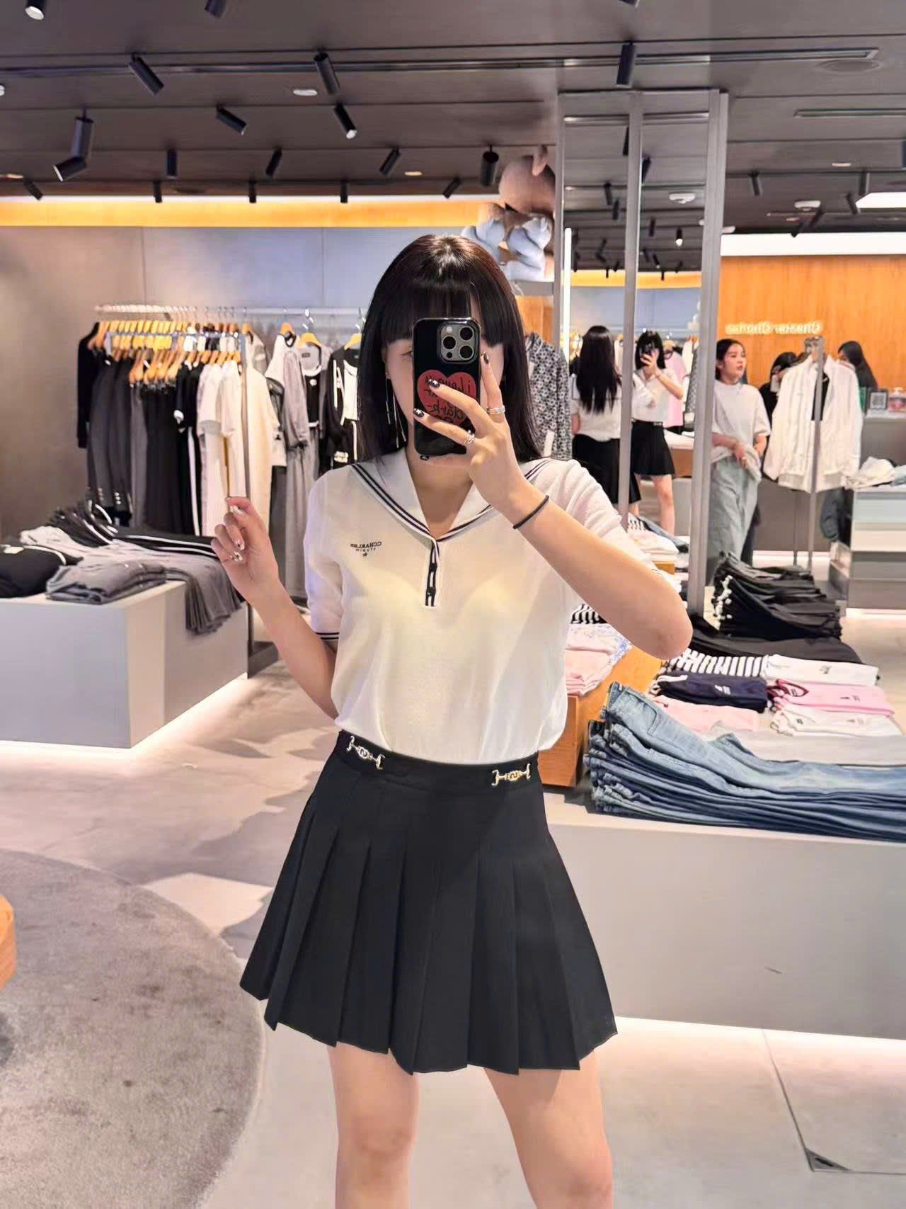  1.Áo trắng thủy thủ kẻ Navy 